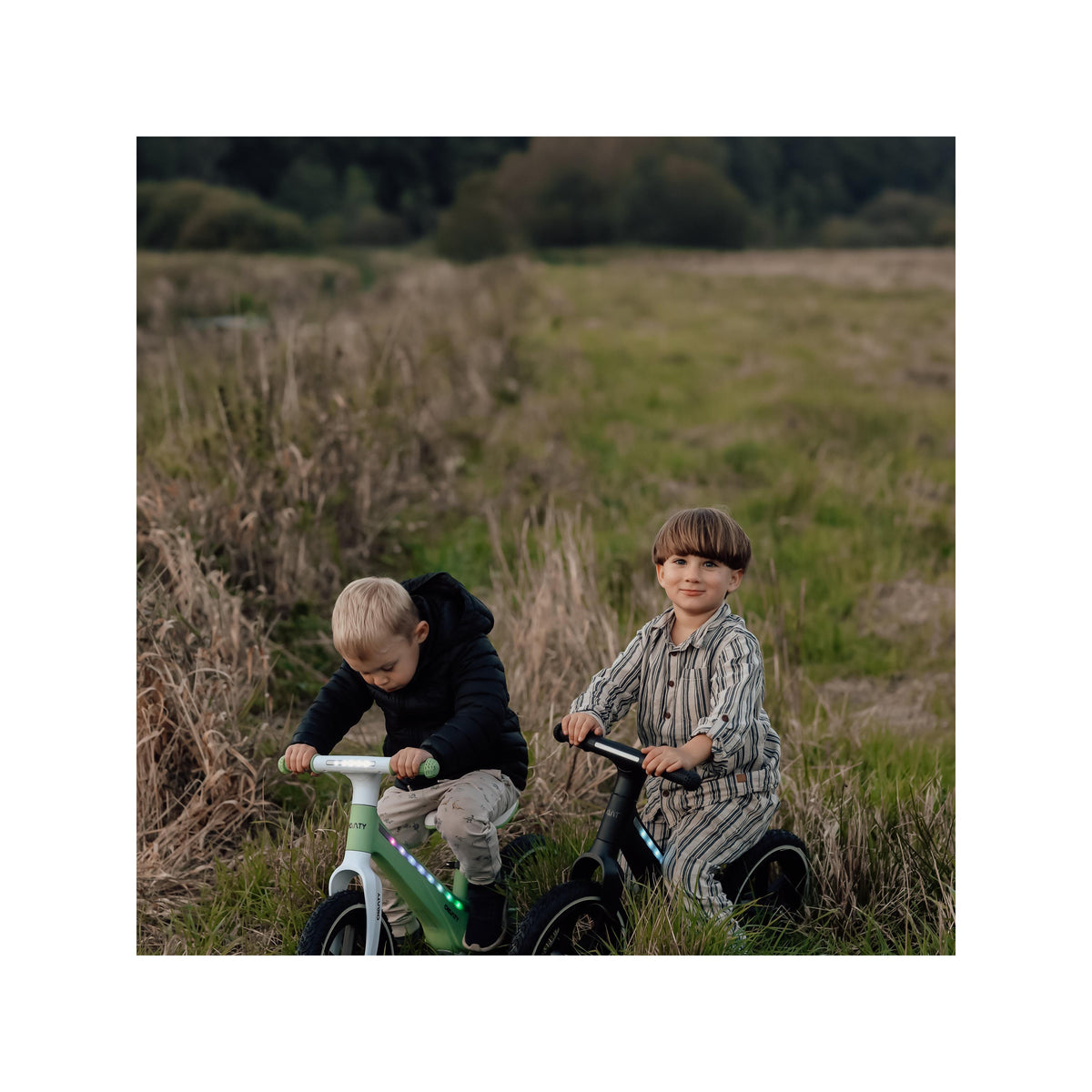 Chanty Go Grøn Bicicleta de Equilibrio | Con Luz Integrada